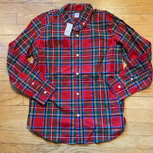NWT Gap GapKids Plaid Holiday Tartan Plaid Poplin Button-Up Shirt (Size XL/ 12)